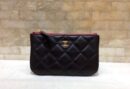 Chanel 进口羊皮拉链零钱包卡包 A82365黑色/金扣