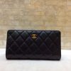 CHANEL 经典进口球纹牛皮二折钱夹 A50099黑色/金扣