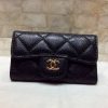 CHANEL荔枝牛皮cc金扣cf钥匙包 A80799