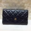 CHANEL 原单进口羊皮三折钱夹 A31506黑色/金扣