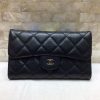 CHANEL 原单进口球纹牛皮三折钱夹 A31506黑色/银扣