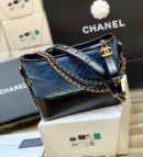CHANEL Gabrielle hobo bag 中号流浪包 AS1521蓝色