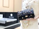 CHANEL 2.55 reissue 24CM 周年纪念版徽章包