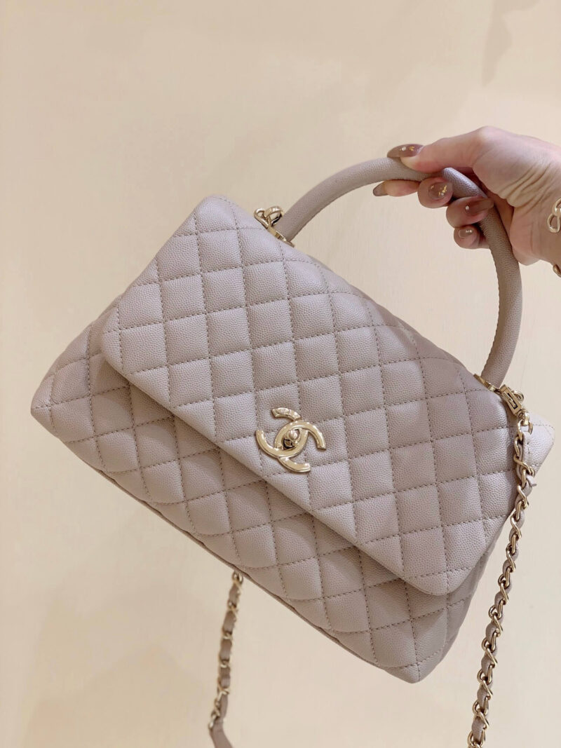 CHANEL 经典款之Coco handle 28CM A92993裸粉色/金扣