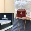 Chanel 高级手工坊双金珠系列盒子斜挎包 AP2292酒红
