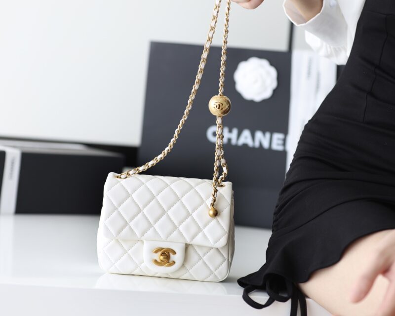 Chanel Flap Bag CF Mini羊皮方胖子金球包 AS1786白色 - Image 3
