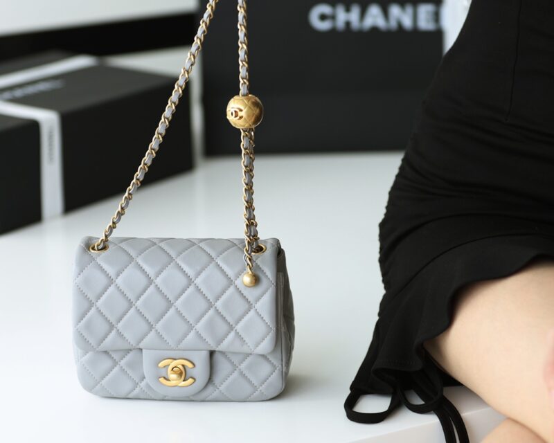 Chanel Flap Bag CF Mini羊皮方胖子金球包 AS1786灰色 - Image 3