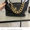 CHANEL 2022cc早春度假系列菜篮子流浪包 AS2910黑色
