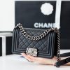 i1637898955_2011_1.jpg CHANEL 经典款之Leboy 20CM BAG A67085黑色胎牛皮/银扣
