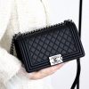 i1637910788_7755_0.jpg CHANEL 经典款之Leboy 25CM BAG A67086黑色/银扣/胎牛皮