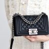 i1638587828_9719_0.jpg CHANEL 经典款之Leboy 20CM BAG A67085黑色鱼子酱牛皮/银扣