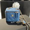 CHANEL 2022cc早春度假系列金球牛仔布盒子包 AP1447
