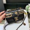 CHANEL CF徽章限量版斜挎包 AS2978黑色