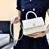 CHANEL coco handle 23CM 22P新版本 A92990白色/香槟色五金