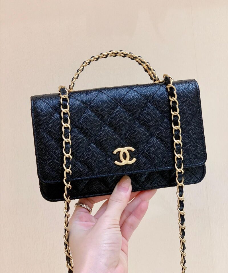 CHANEL 2022cc春夏系列字母手柄Woc发财包 AP2804黑色
