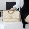 i1654581253_1097_0.jpg CHANEL Flap 19bag 26CM杏色金扣 AS1160