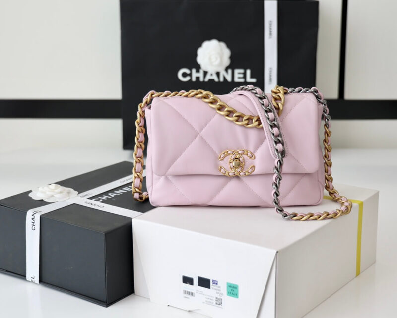 CHANEL Flap 19bag 26CM粉色金扣 AS1160