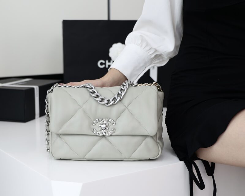 CHANEL Flap 19bag 26CM白色银扣 AS1160 - Image 2