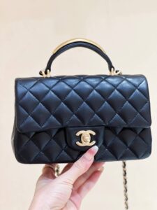 Chanel 22bcf Mini Handle As2431