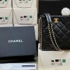 i1659716253_5848_0.jpg CHANEL 22b秋冬新款预告系列荔枝皮小型购物包 AS3470