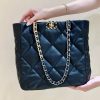 i1661615886_5941_0.jpg CHANEL 19 bag tote购物包 AS3519黑色
