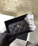 Chanel 20新品 进口羊皮卡包钱包 A84511黑色/金扣