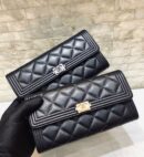 Chanel 原厂绵羊皮两折钱包 A80283黑色/银扣