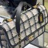 CHANEL 22K 长款 黑白格花呢邮差豆腐包 AS3653