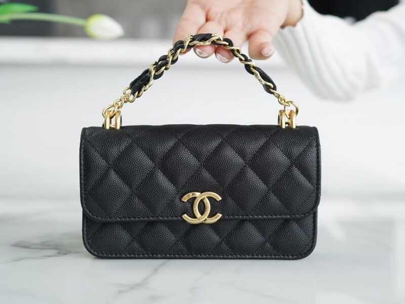 CHANEL 22K 新款链条Mini WOC手机包 AP3021黑色