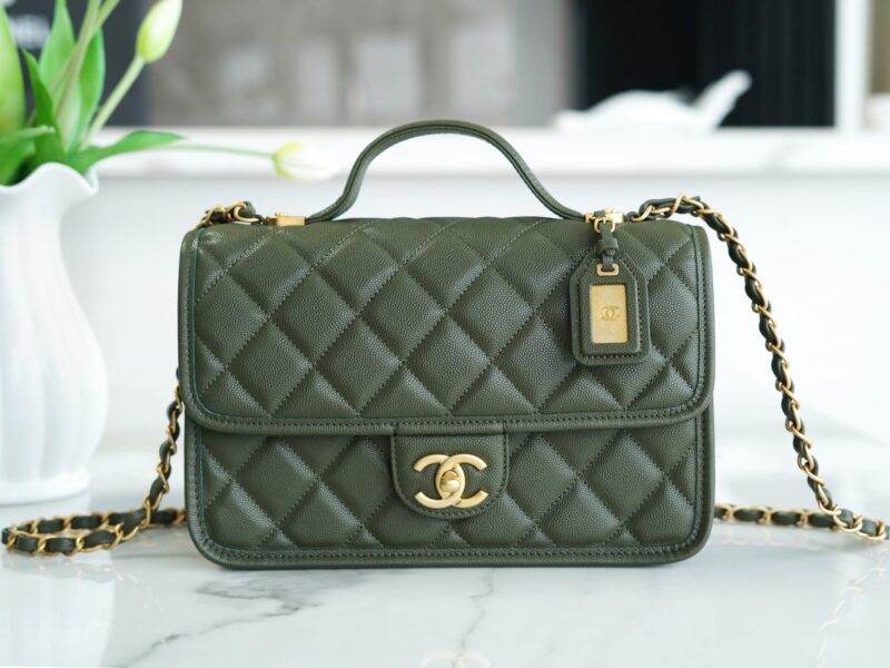 CHANEL 22K 邮差豆腐包 AS3653橄榄绿