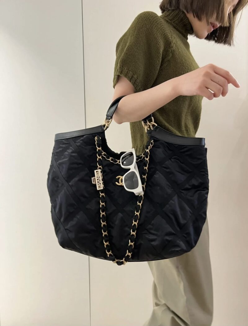 CHANEL 22P 春夏新品尼龙链条购物袋 AS2993 - Image 2