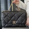 wsxc1670429457036_0.jpg CHANEL 大号 19BAG AS1162黑色金扣