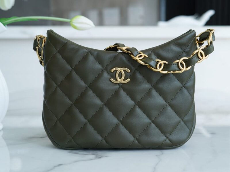 CHANEL 22K 新款HOBO羊皮腋下包 AS3562古巴绿
