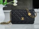 CHANEL 22A 高级手工坊金币WOC链条包 AP2840黑色