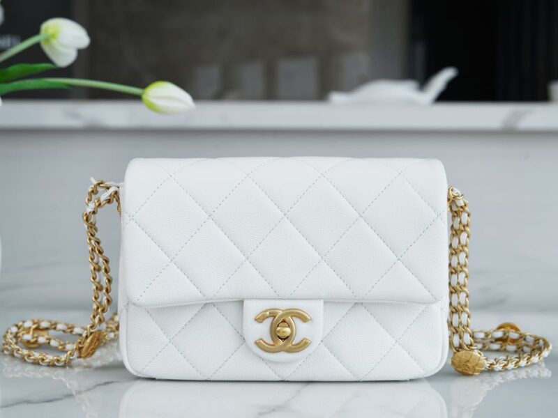 CHANEL CF 21CM 高级手工坊金币口盖包 AS3369白色