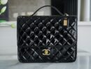 CHANEL 22K 高级手工坊漆皮双肩包 AS3662 B09576 94305