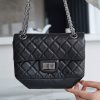 wsxc1671204836739_0.jpg CHANEL 复刻2.55 Mini正品皮口盖包 A37585黑色银扣