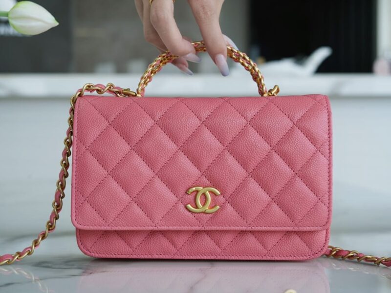 CHANEL 22P 新款手柄WOC AP2804珊瑚粉
