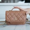 wsxc1671915533697_0.jpg CHANEL 22B 焦糖色Mini邮差包 AP2914