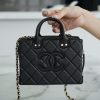 wsxc1671916361791_0.jpg CHANEL 22B 黑色复古化妆包 AS3344