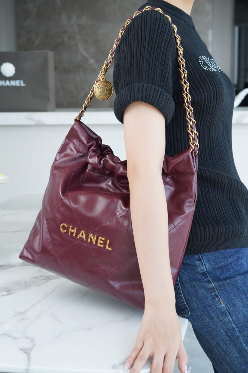 CHANEL 22 小号手袋 AS3260酒红色/金扣 - Image 2