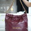 wsxc1672262787294_0.jpg CHANEL 22 小号手袋 AS3260酒红色/金扣