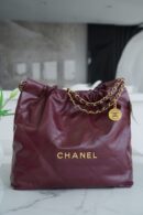CHANEL 22 手袋 AS3261酒红色/金扣