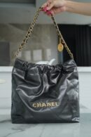 CHANEL 22 小号手袋 AS3260金属灰