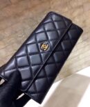 CHANEL 经典进口羊皮金扣二折钱夹 A50096