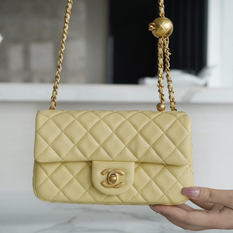 CHANEL CF20CM 小鸡黄大Mini金属球口盖包 AS1787