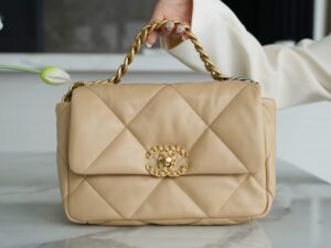 Chanel 26cm 19bag As1160