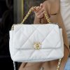 wsxc1672519292545_0.jpg CHANEL 中号30CM 19BAG AS1161白色金扣