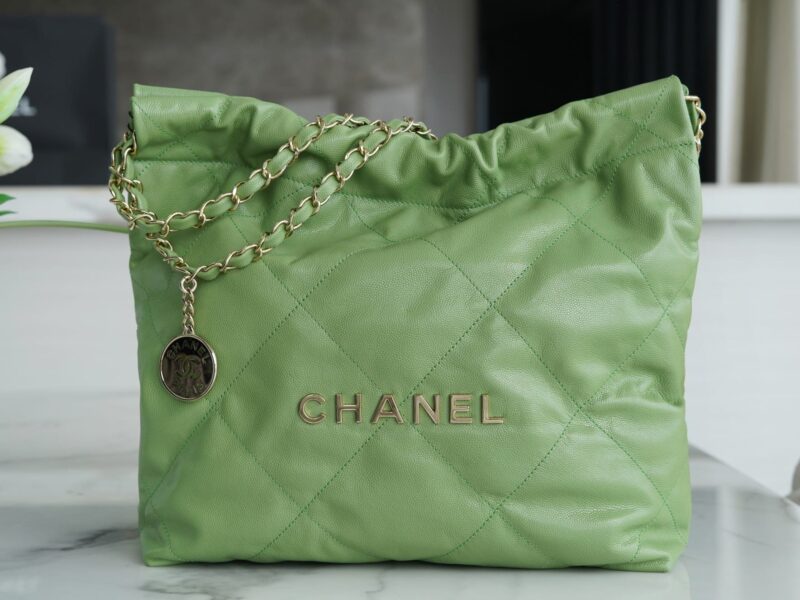 CHANEL 22 小号手袋 AS3260牛油果绿