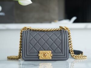 Chanel 22a mini Leboy 15cm A67364